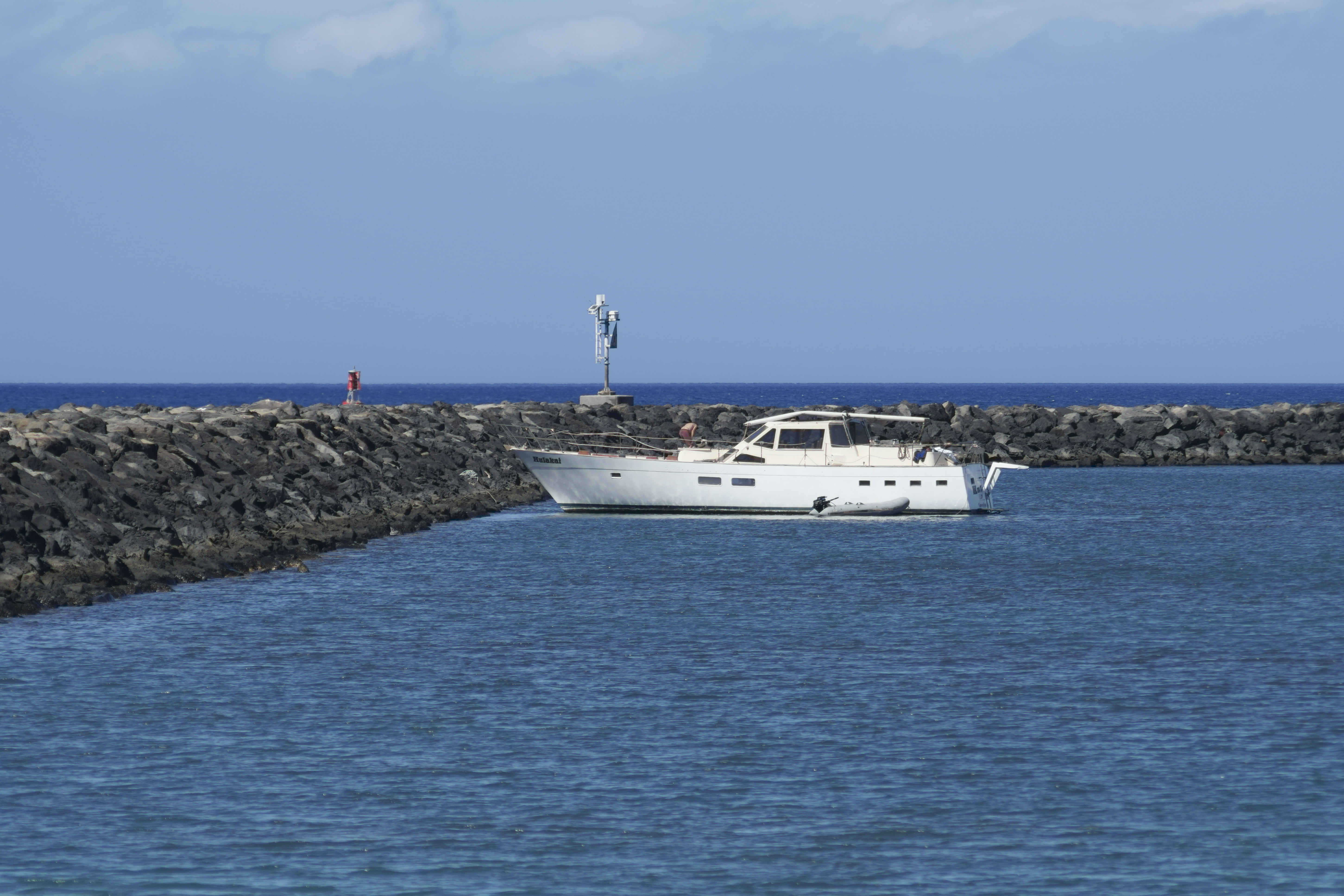 Boat Hulakai ran aground on coral reef